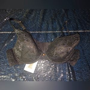 Brand new Fenty Savage Bra size 40 C